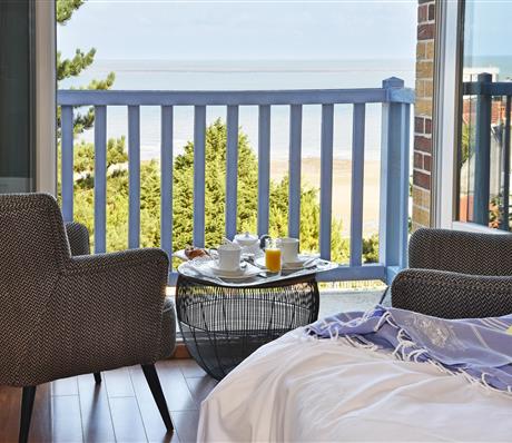 Salon vue mer, séjour en Normandie - Bellevue Hotel