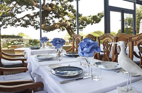Restaurant Vue Mer à Villerville, Honfleur, Deauville, Trouville, Normandie - Bellevue Hotel